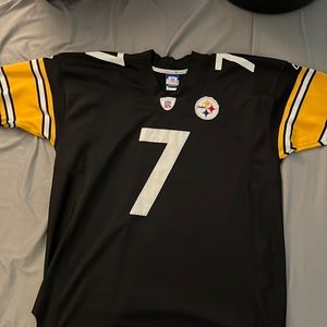 Big Ben jersey size 52.